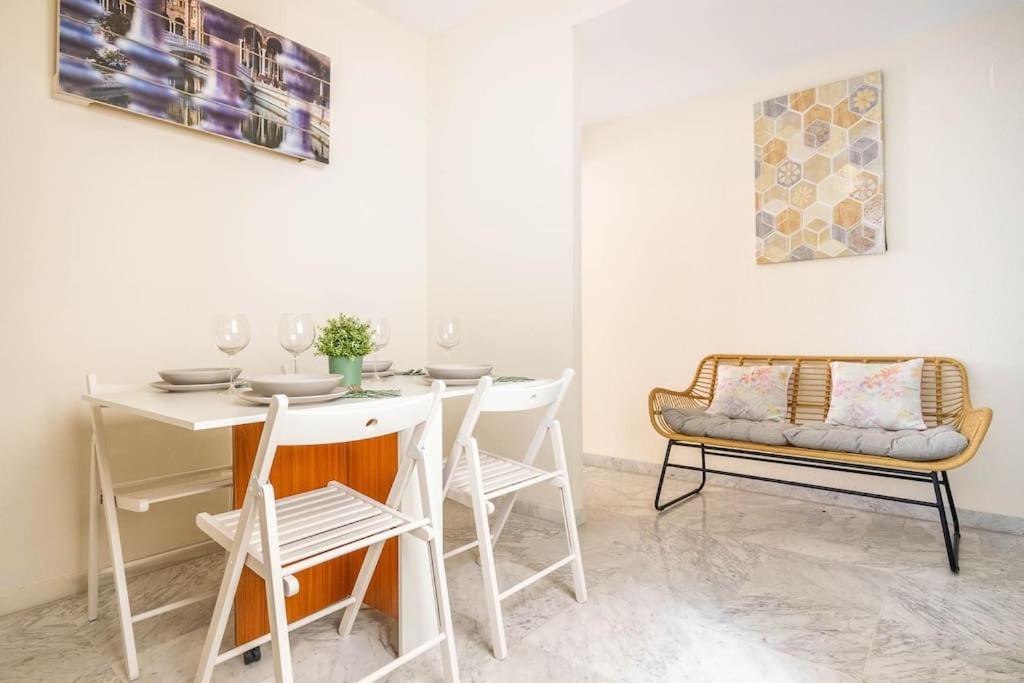 Apartamento Ronda De Triana 45 Sevilla Kültér fotó