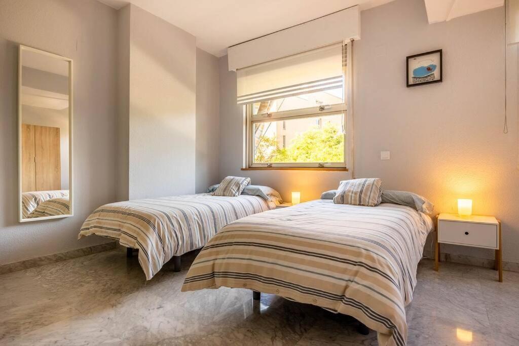 Apartamento Ronda De Triana 45 Sevilla Kültér fotó