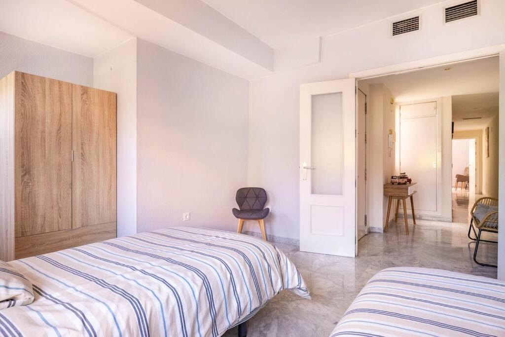 Apartamento Ronda De Triana 45 Sevilla Kültér fotó