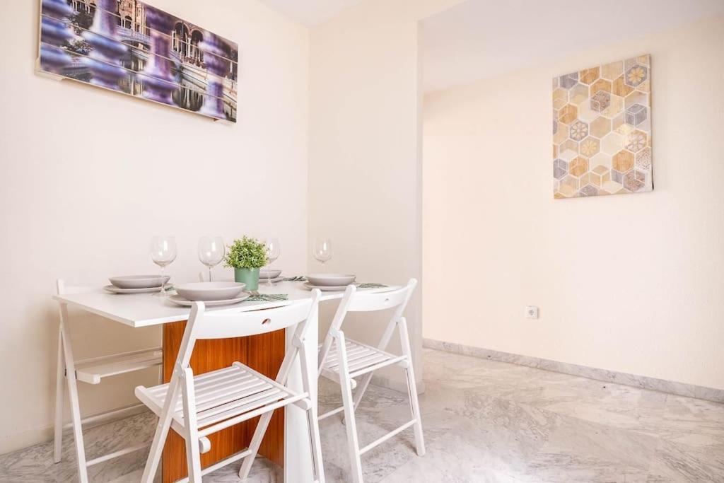 Apartamento Ronda De Triana 45 Sevilla Kültér fotó